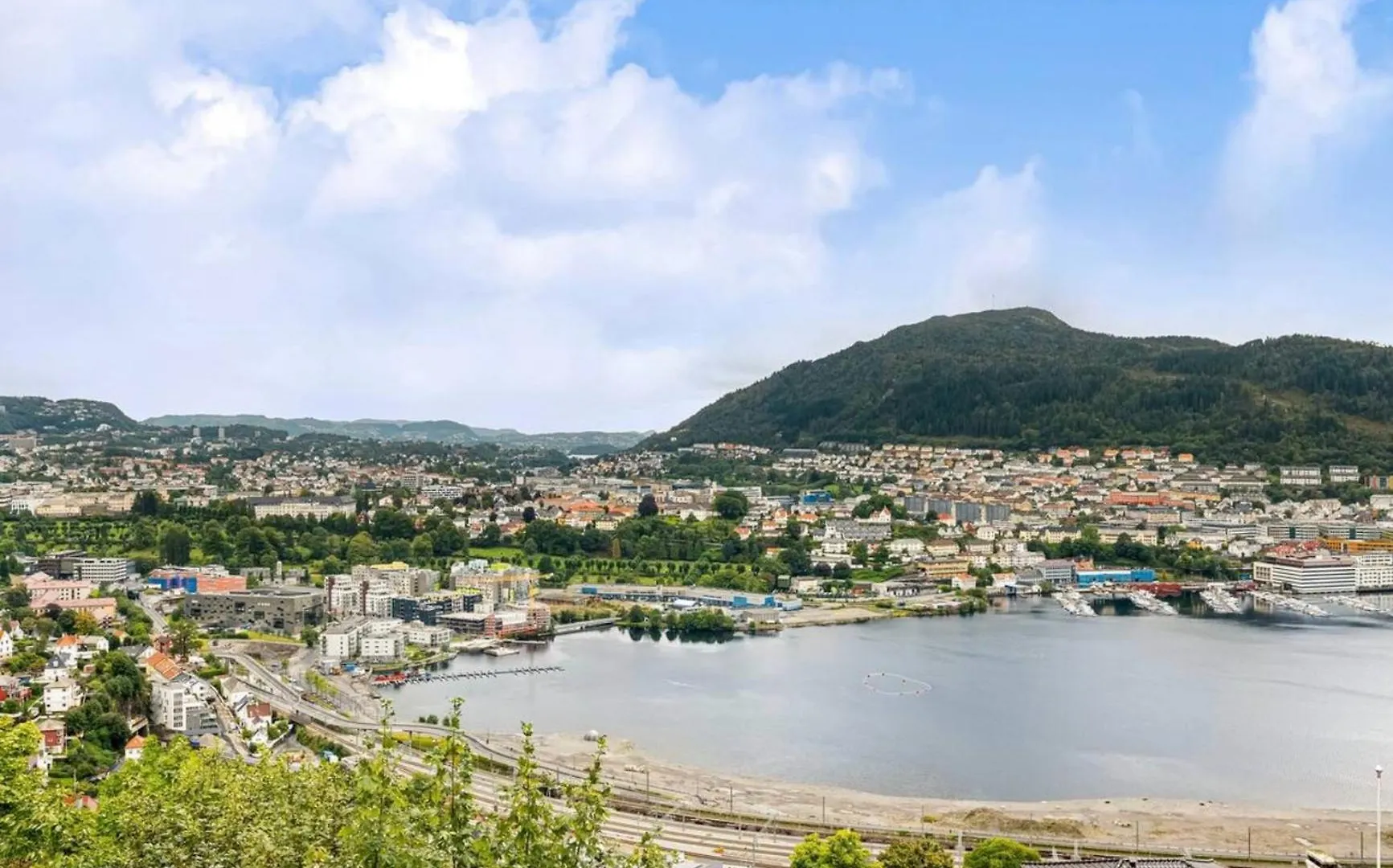 Dinbnb Homes I Luxury Villa With Hot Tub & Views Bergen 0*,