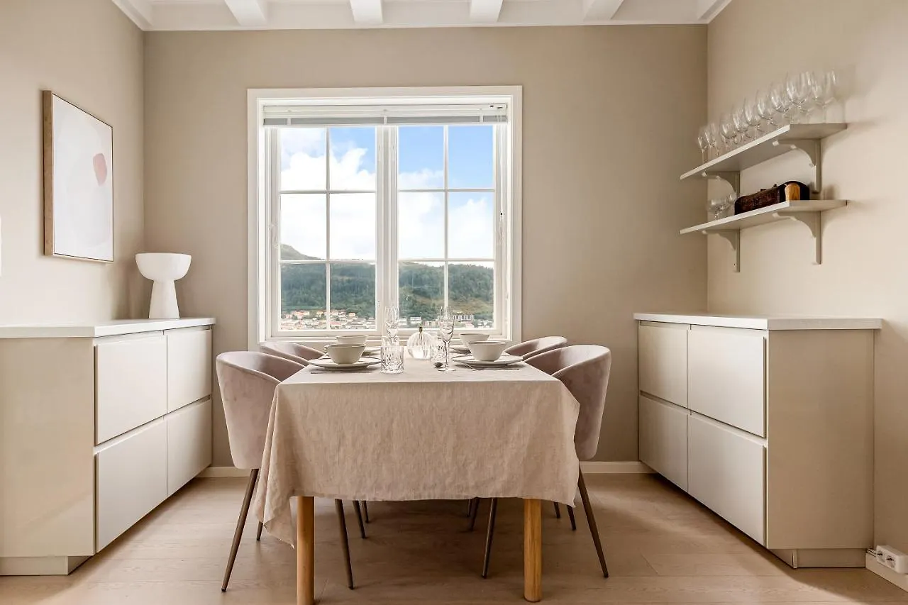 Dinbnb Homes I Luxury Villa With Hot Tub & Views Bergen