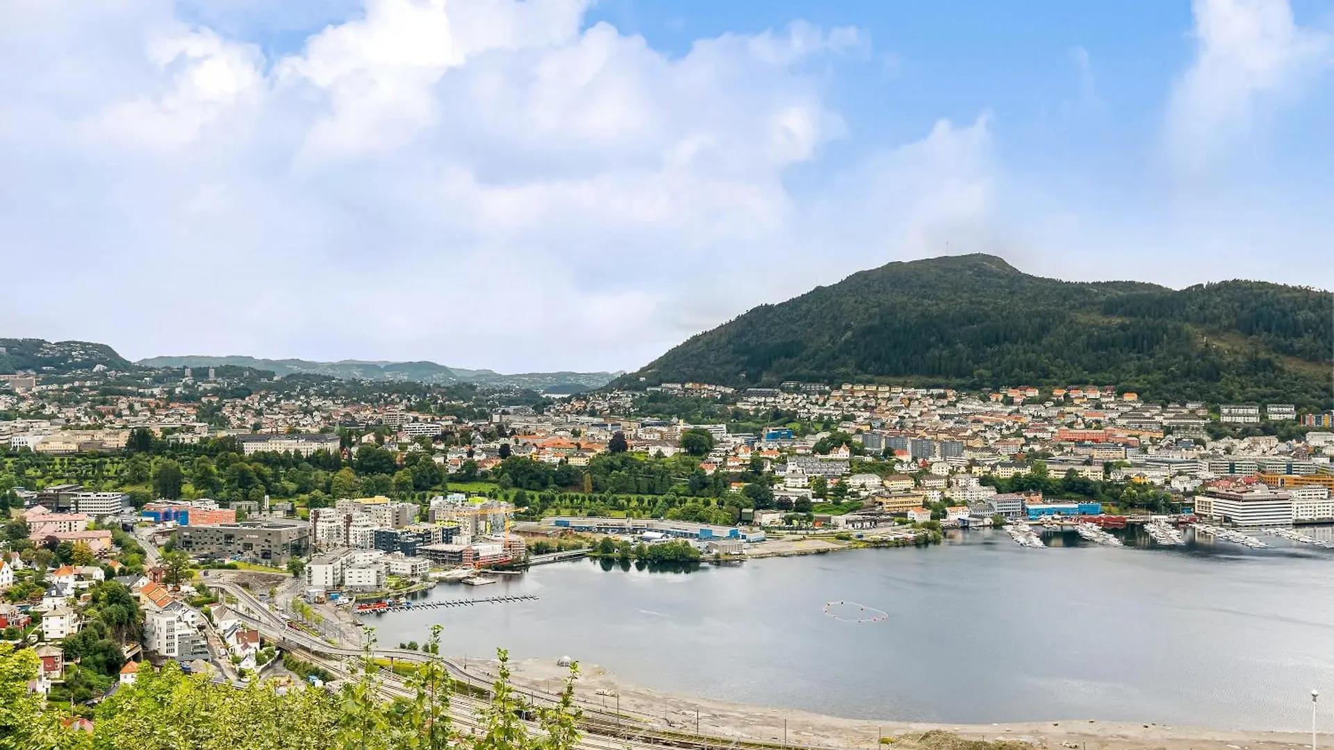 Dinbnb Homes I Luxury Villa With Hot Tub & Views Bergen Norway